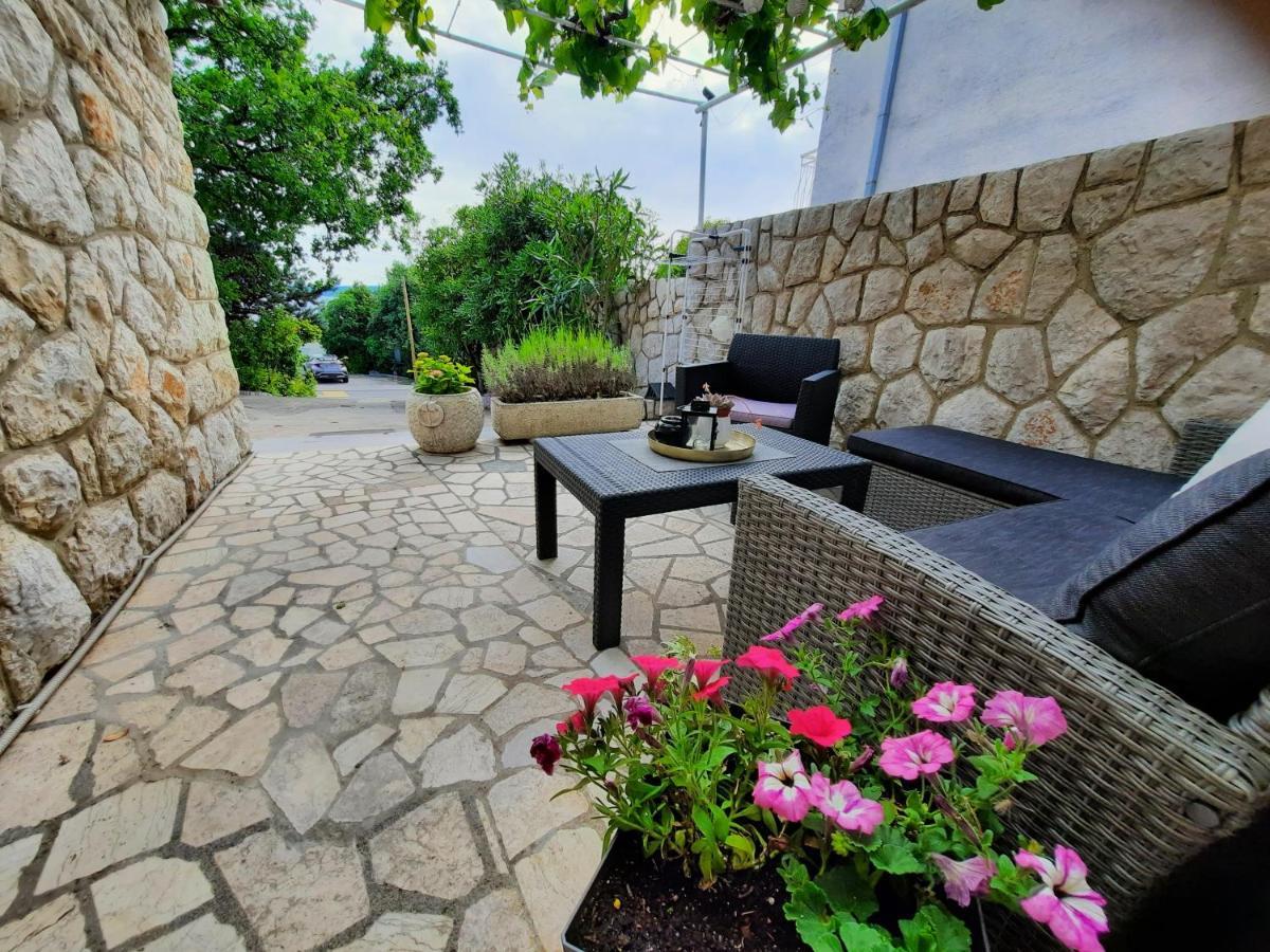 Apartments Anita Crikvenica Exterior photo
